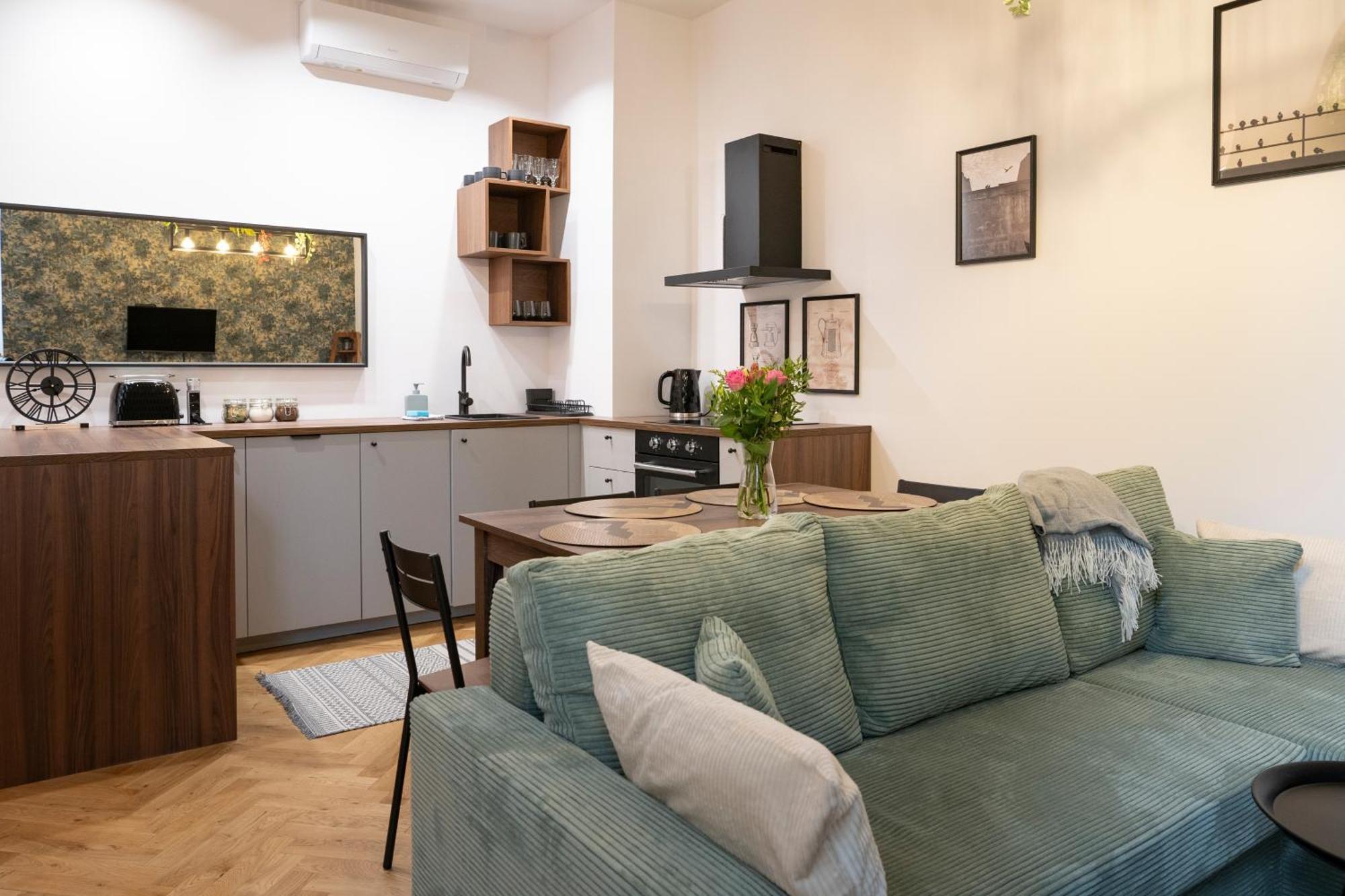 Tyzenhauz Apartments Siemiradzkiego Street Cracóvia Exterior foto